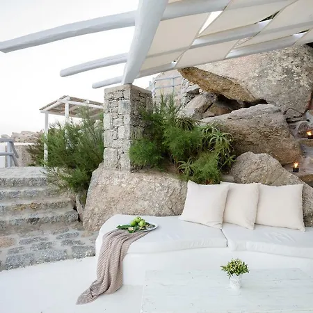 Aphrodite By Mykonos Pearls * Mykonos Town